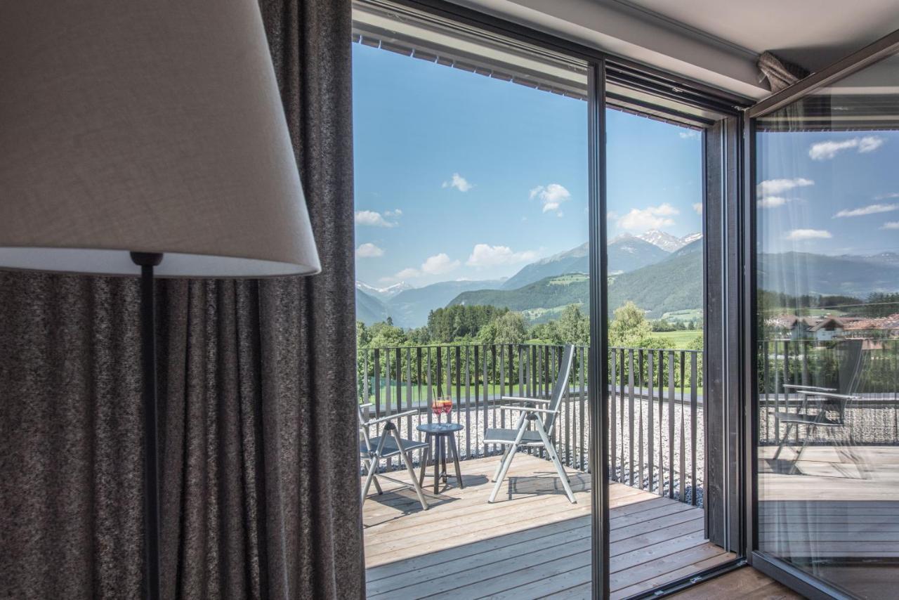 Hotel Krondlhof Брунико Екстериор снимка