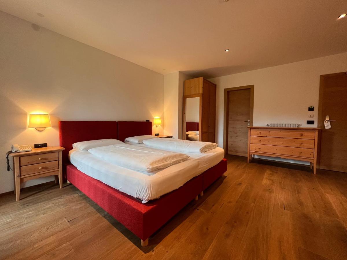 Hotel Krondlhof Брунико Екстериор снимка