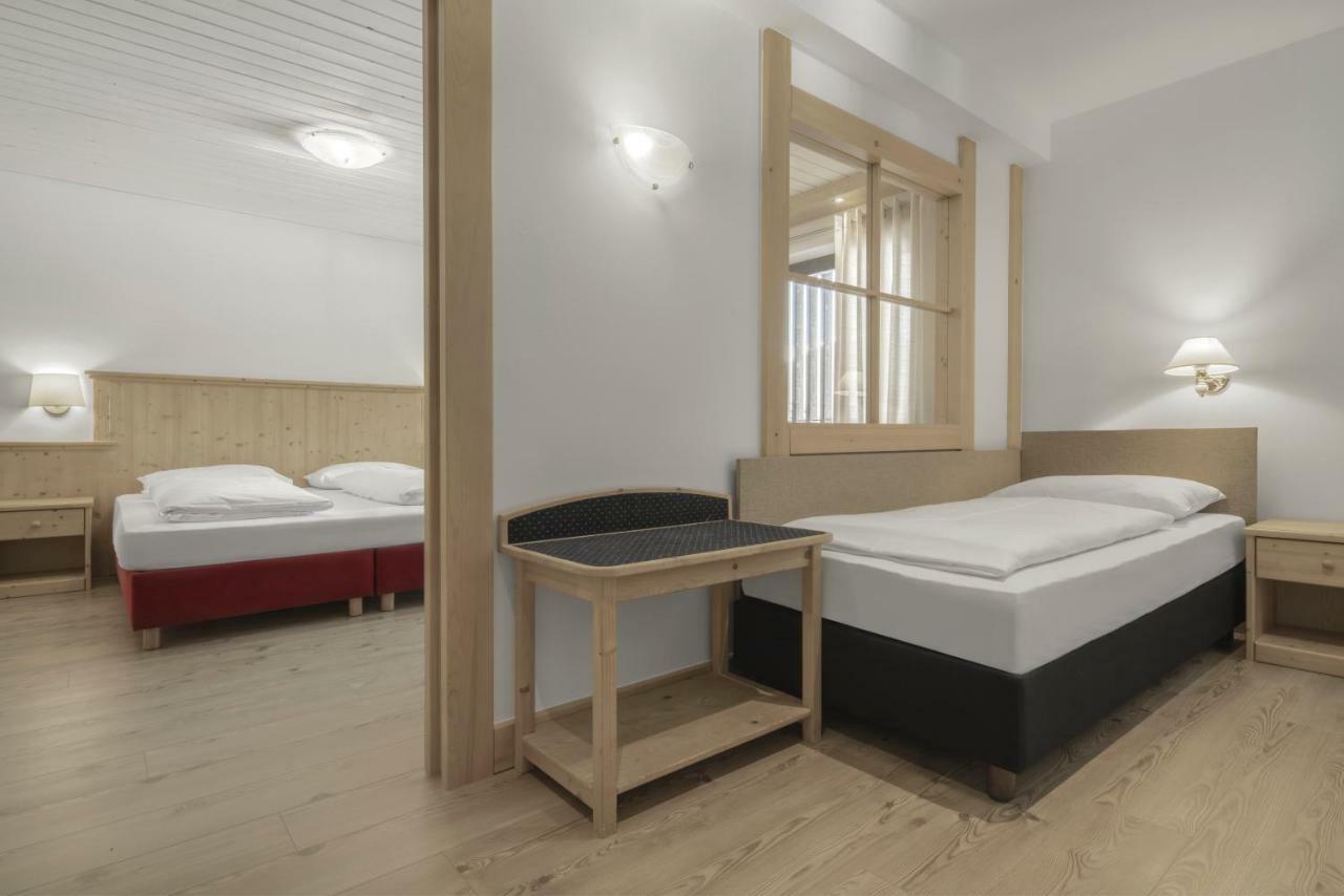 Hotel Krondlhof Брунико Екстериор снимка